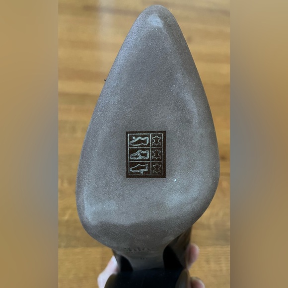 Chloe Wave Croc-embossed Ankle Boots - Picture 11 of 12